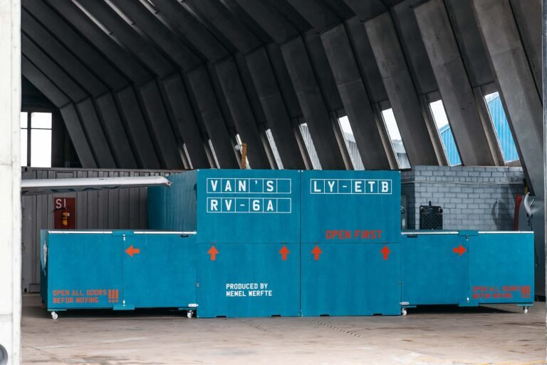 Micro Hangar with Closed Gates